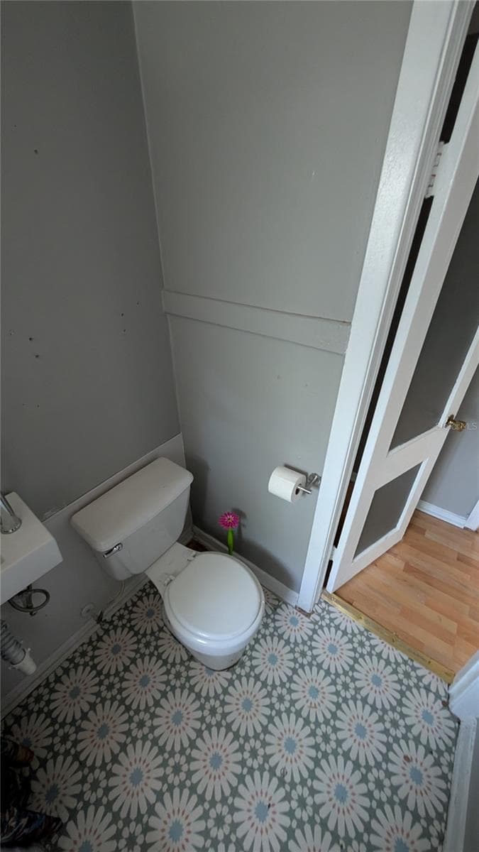 Duplex at 2801 W CLEVELAND ST, TAMPA, photo 22 of 68