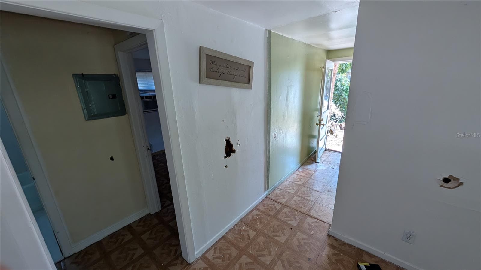 Duplex at 2801 W CLEVELAND ST, TAMPA, photo 34 of 68