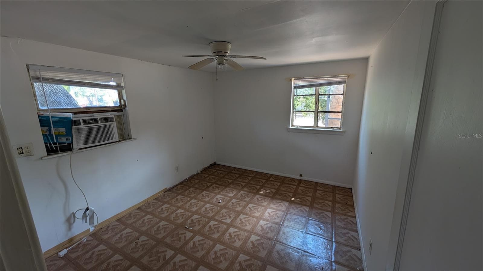 Duplex at 2801 W CLEVELAND ST, TAMPA, photo 37 of 68