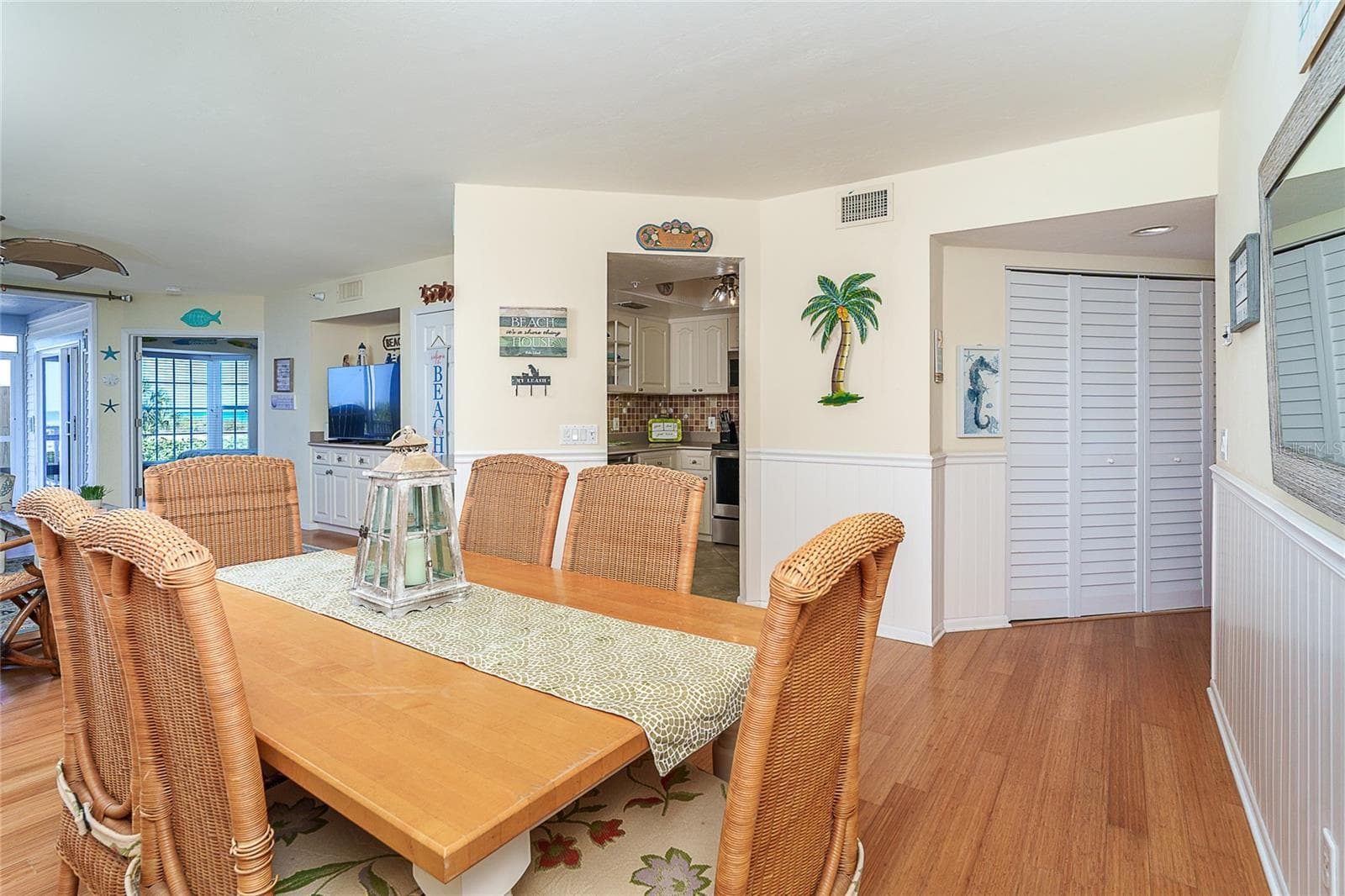 Condominium at 7438 PALM ISLAND DR #3712, PLACIDA, photo 6 of 43