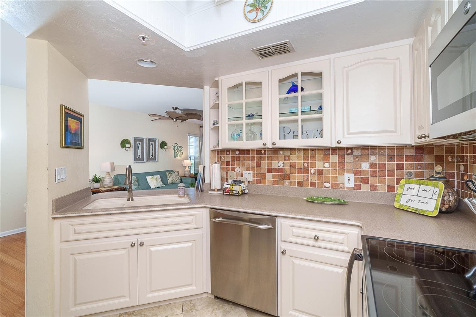 Condominium at 7438 PALM ISLAND DR #3712, PLACIDA, photo 10 of 43