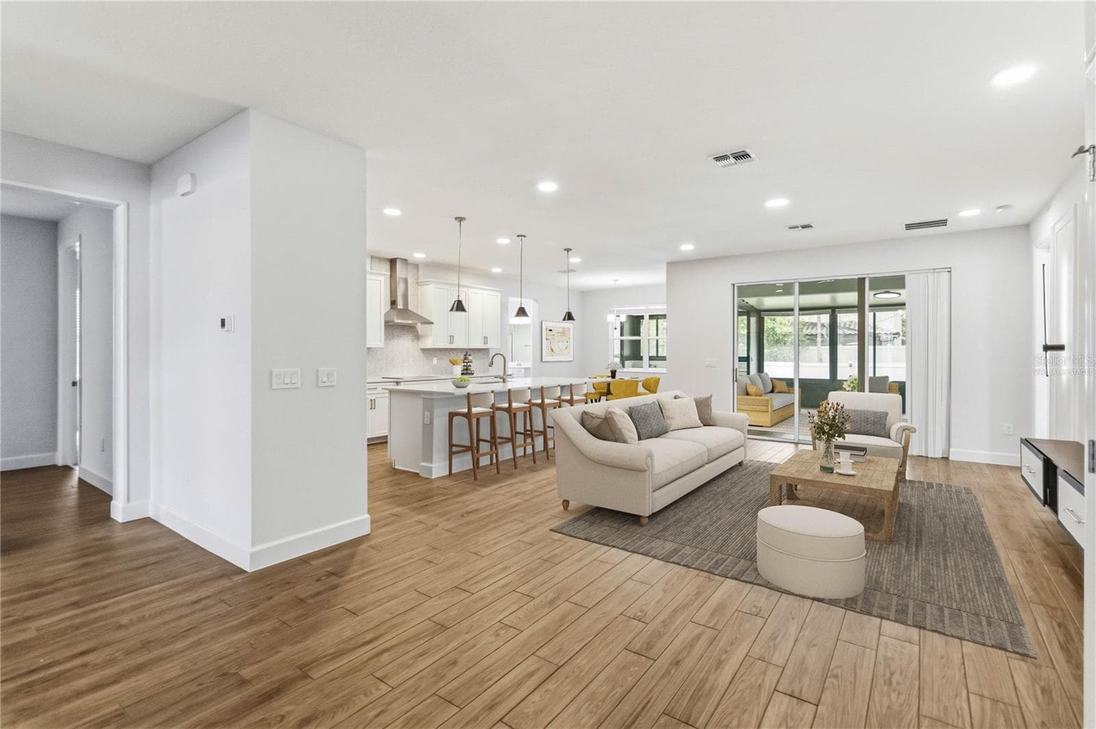 Virtually Staged - 2510 CEDAR SHAKE CT, OVIEDO