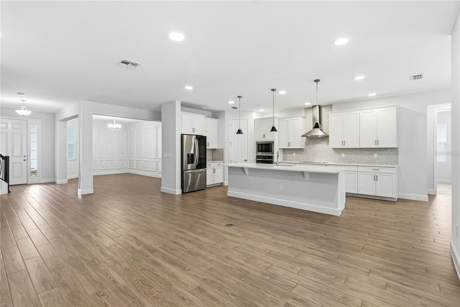 Single Family Residence at 2510 CEDAR SHAKE CT, OVIEDO, photo 8 of 45
