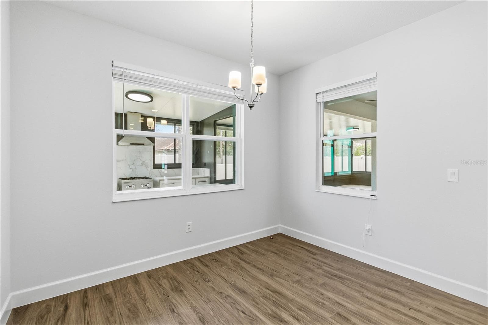 Single Family Residence at 2510 CEDAR SHAKE CT, OVIEDO, photo 12 of 45
