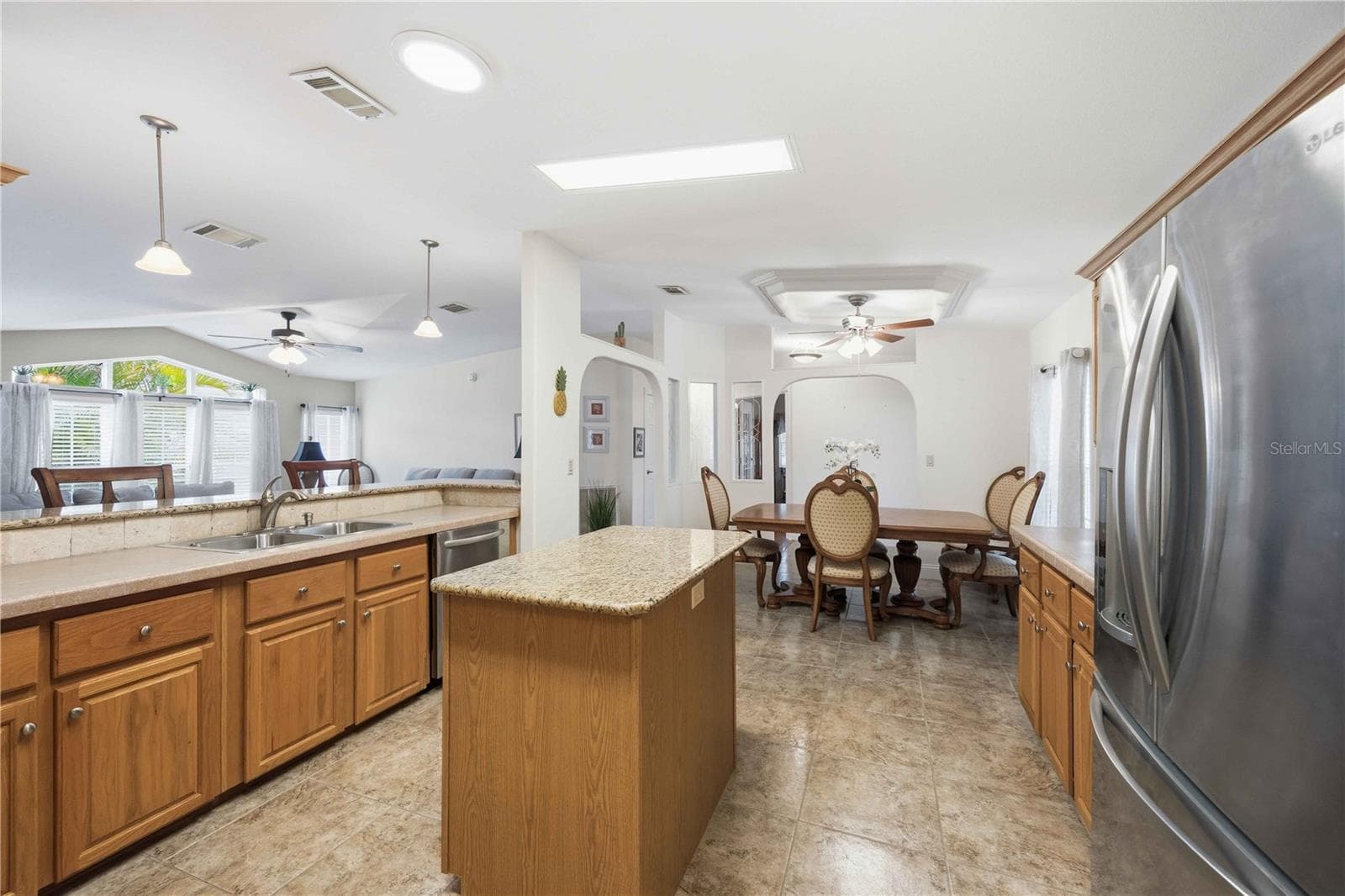 Manufactured Home at 18 EMDEN CIR, PUNTA GORDA, photo 12 of 58