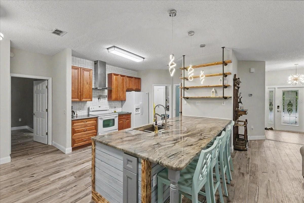 Single Family Residence at 1830 ORANGE TREE DR, EDGEWATER, photo 8 of 24