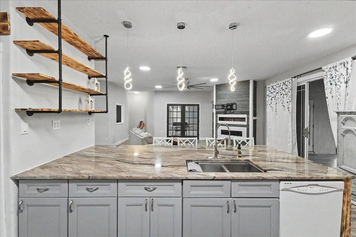 Single Family Residence at 1830 ORANGE TREE DR, EDGEWATER, photo 11 of 24
