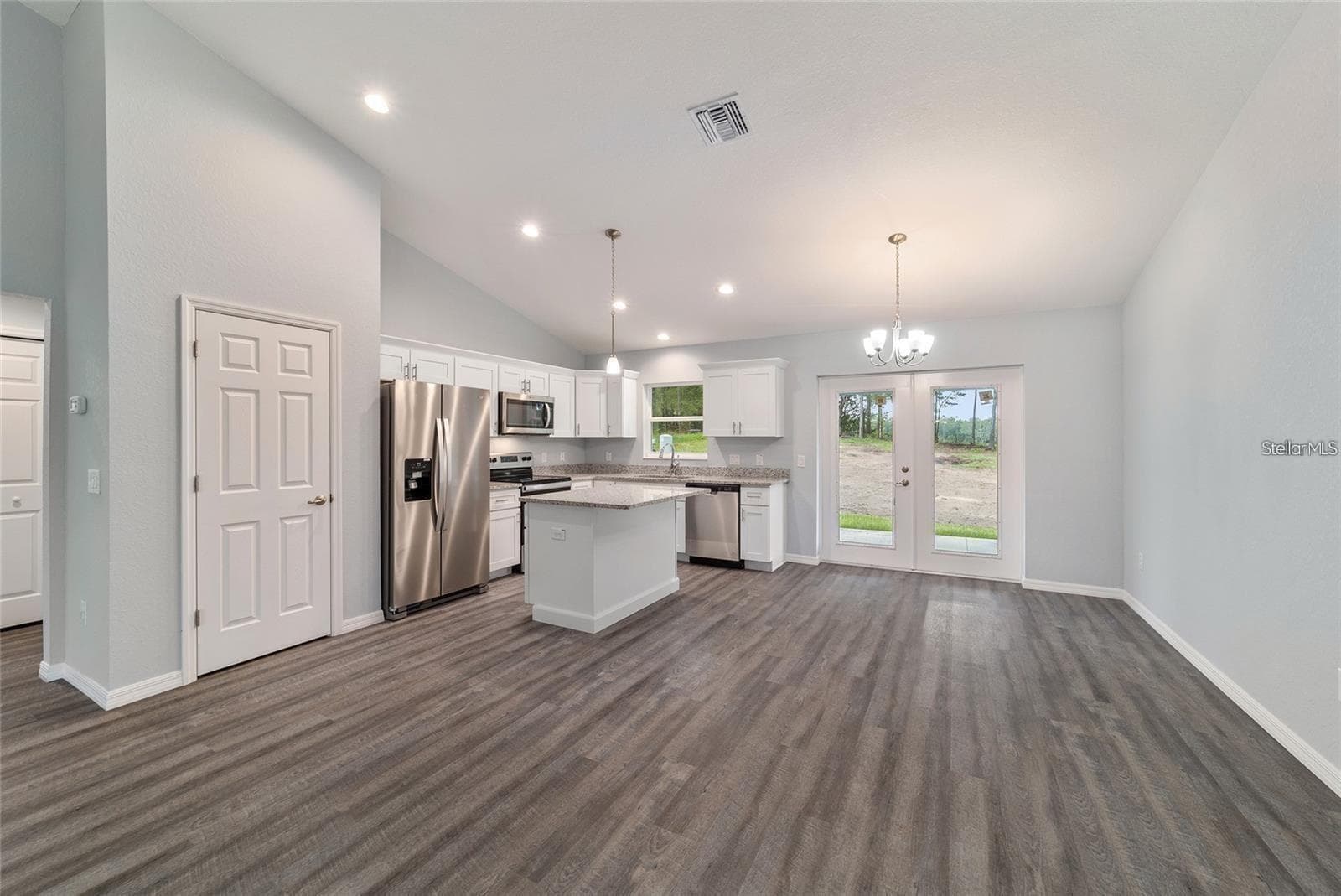 Single Family Residence at 7729 SW 146 LN, OCALA, photo 4 of 19