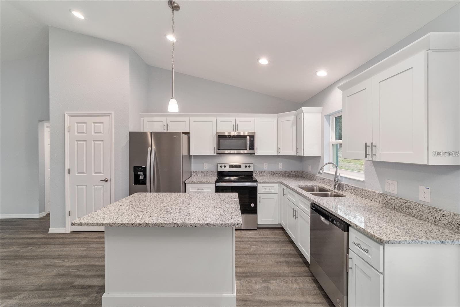 Single Family Residence at 7729 SW 146 LN, OCALA, photo 6 of 19