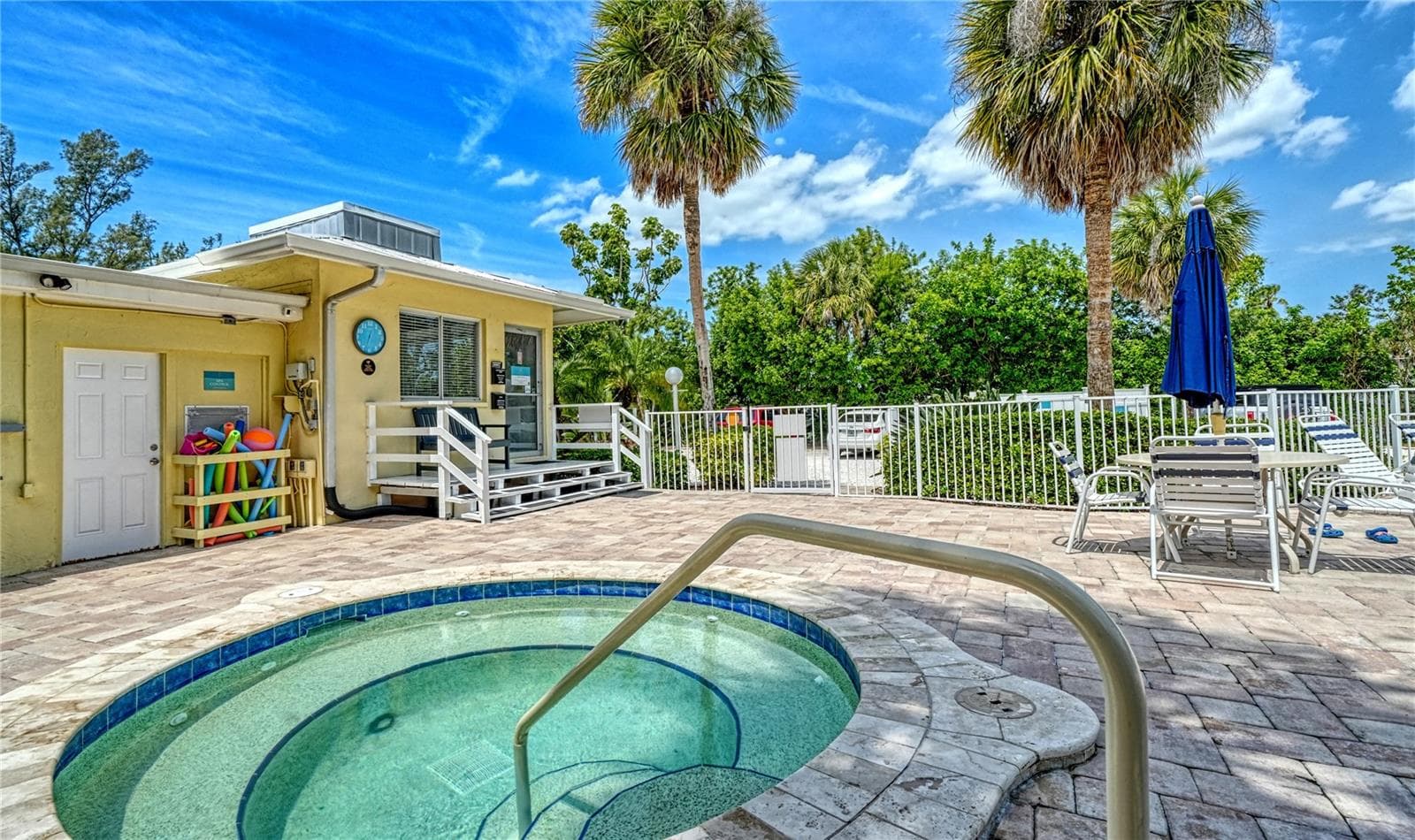 Condominium at 5311 GULF OF MEXICO DR #5, LONGBOAT KEY, photo 28 of 40