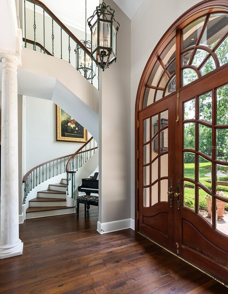 Elegant entry is sure to impress. - 1351 N CLASSIC CT, LONGWOOD