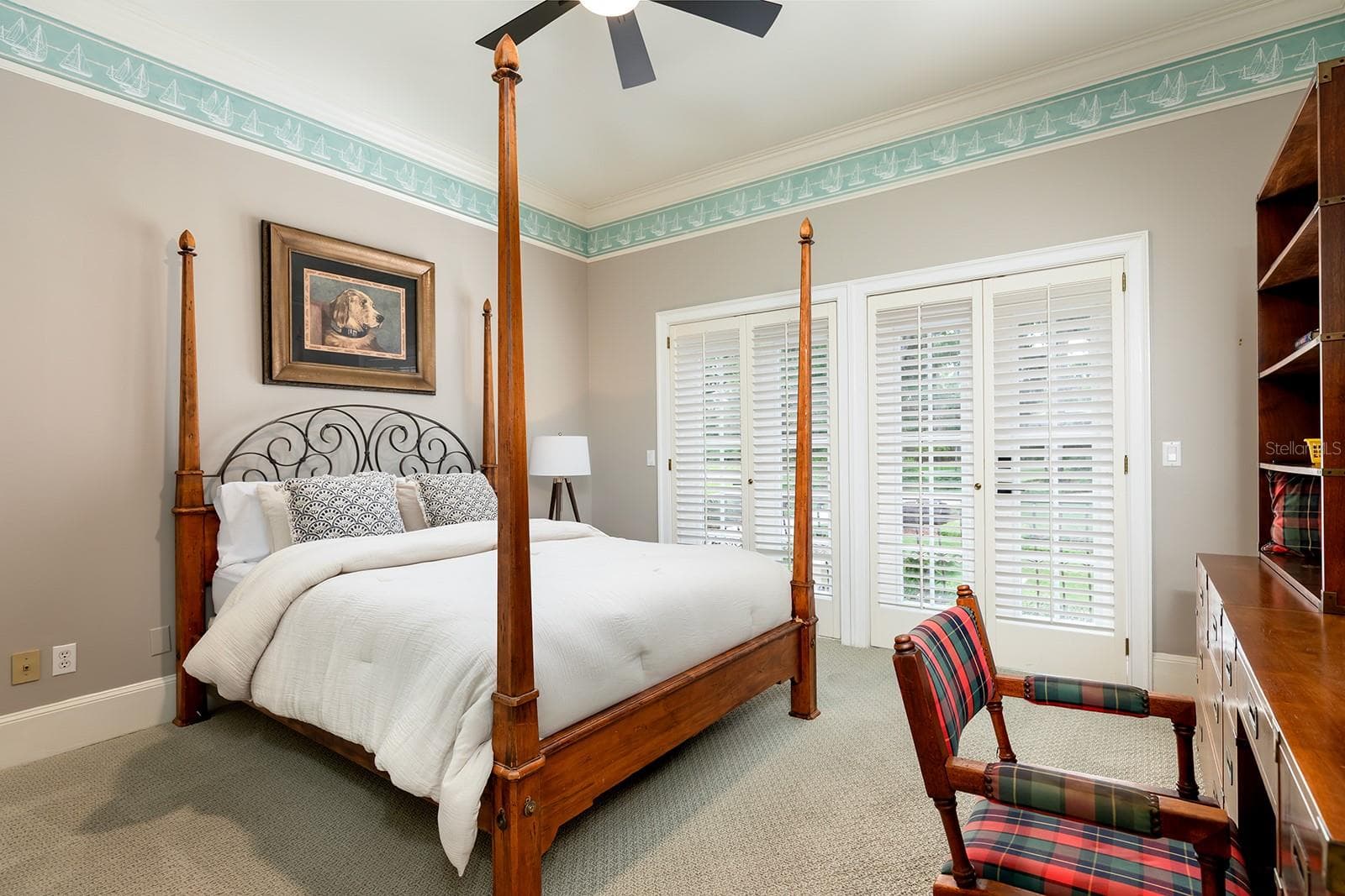 3-way split bedrooms with private baths, are perfectly situated around the living / family rm and dinning space. - 1351 N CLASSIC CT, LONGWOOD