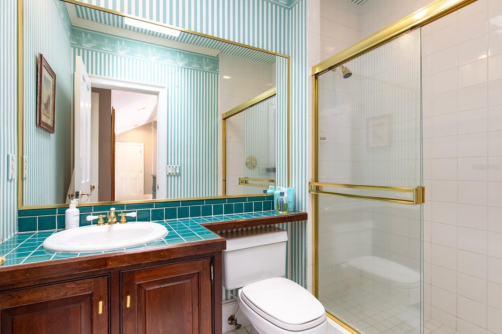 One of the many roomy bathrooms through the home - 1351 N CLASSIC CT, LONGWOOD