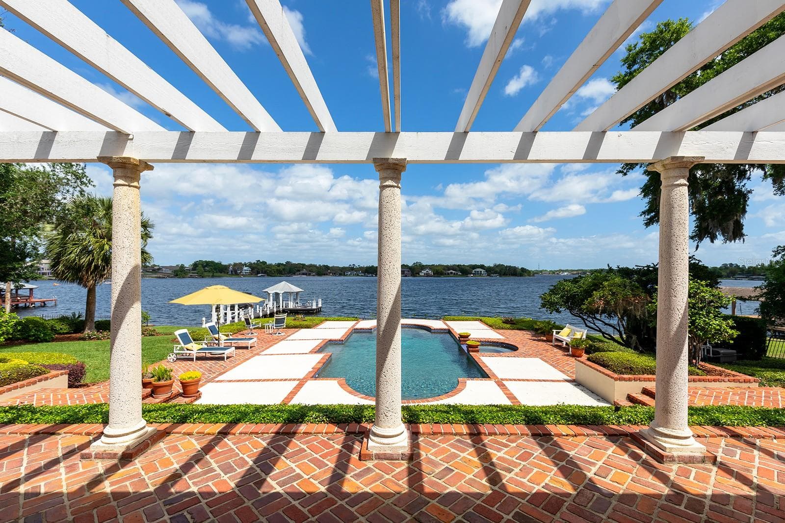 OPULENT OUTDOOR RESORT living OASIS - 1351 N CLASSIC CT, LONGWOOD