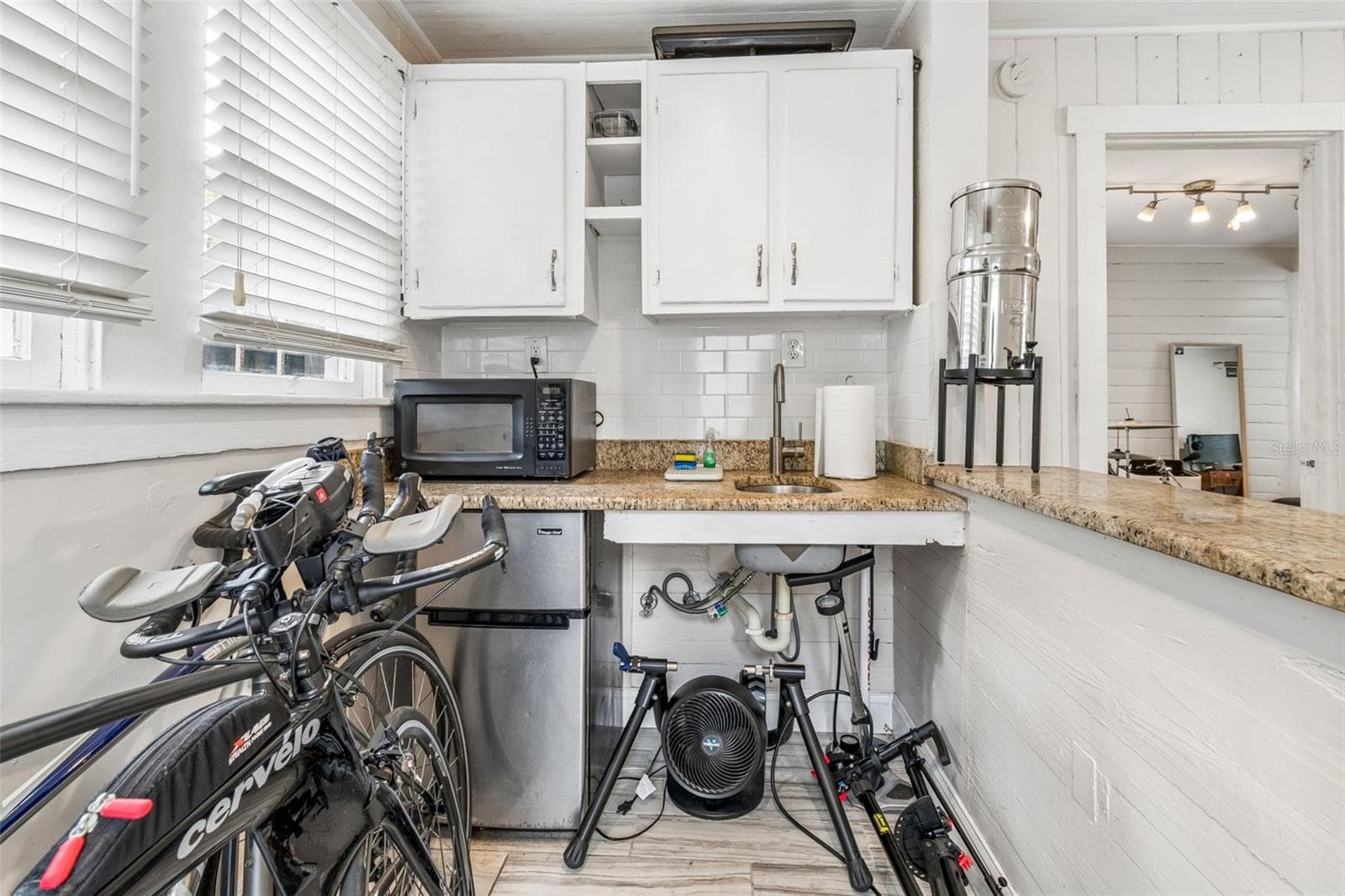 Guest House - 1220 E EMMA ST, TAMPA