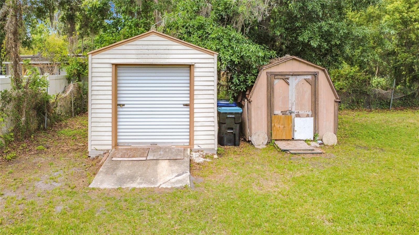 Right shed removed! - 544 MERCURY AVE, ORLANDO