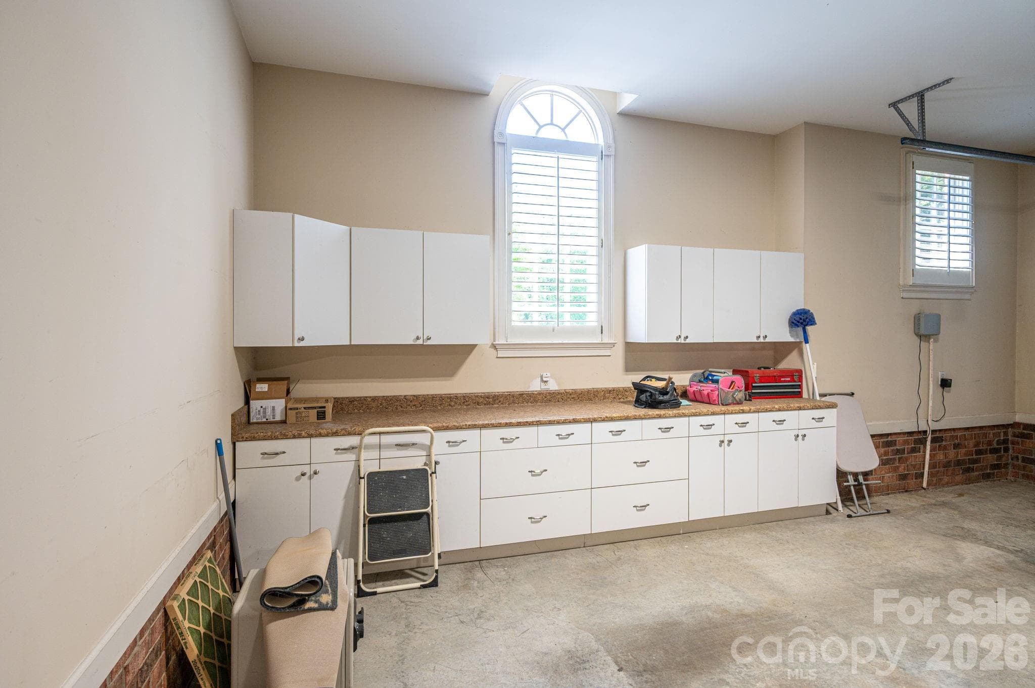 Single Family Residence at 110 Elizabeth Court, Mount Holly, photo 17 of 47