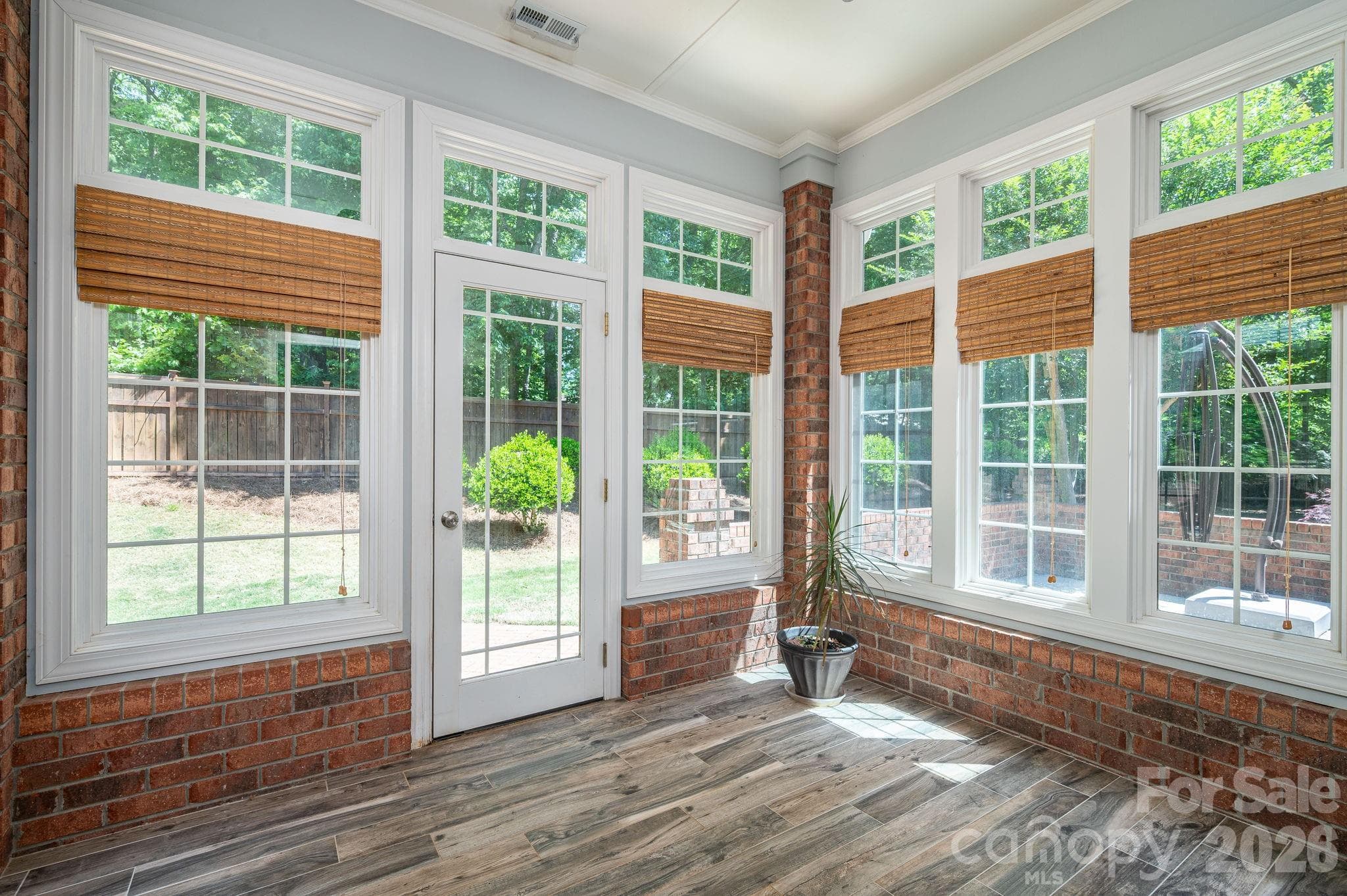 Sun Room - 110 Elizabeth Court, Mount Holly