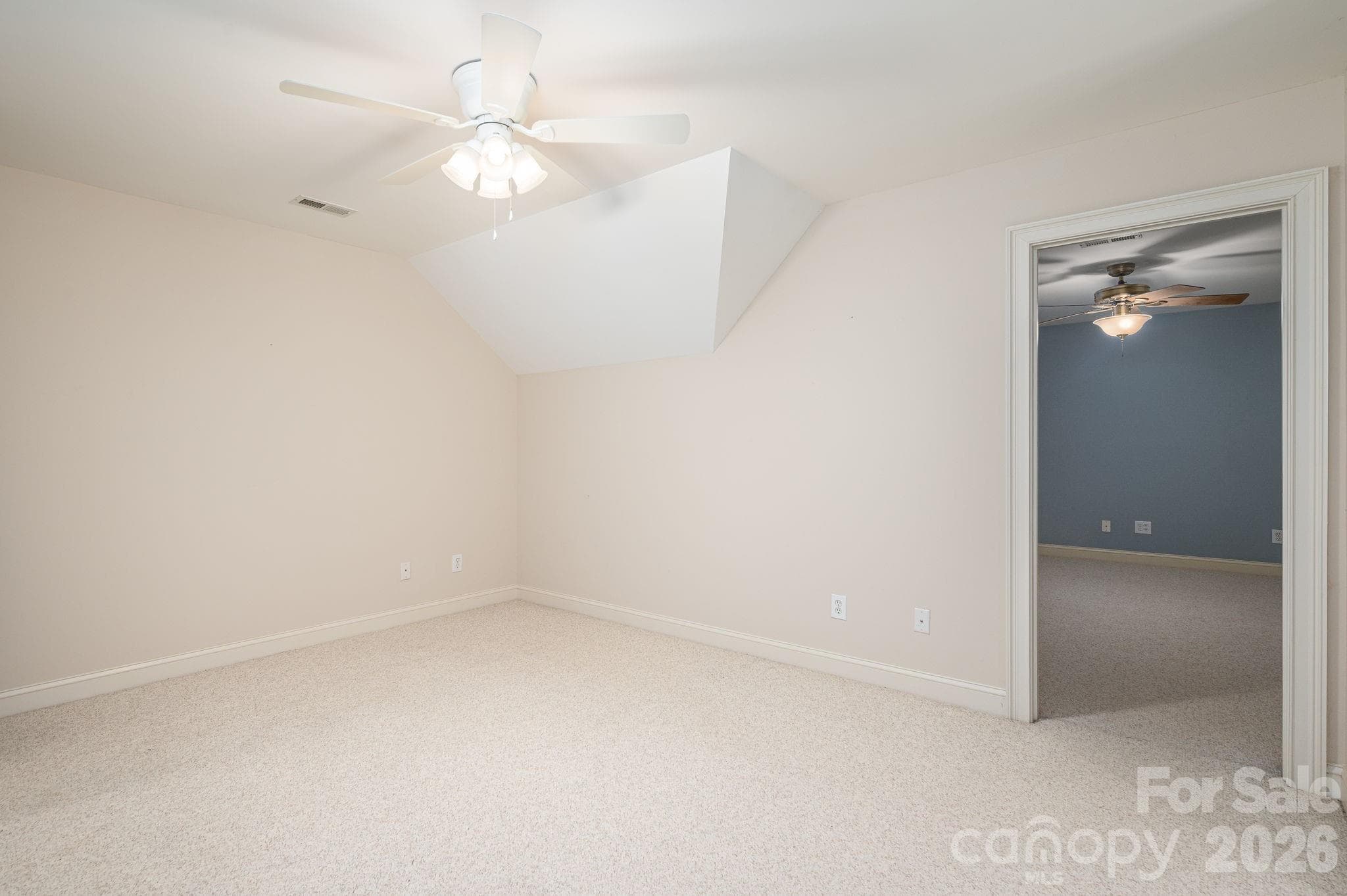 Upstairs Bedroom 2 - 110 Elizabeth Court, Mount Holly