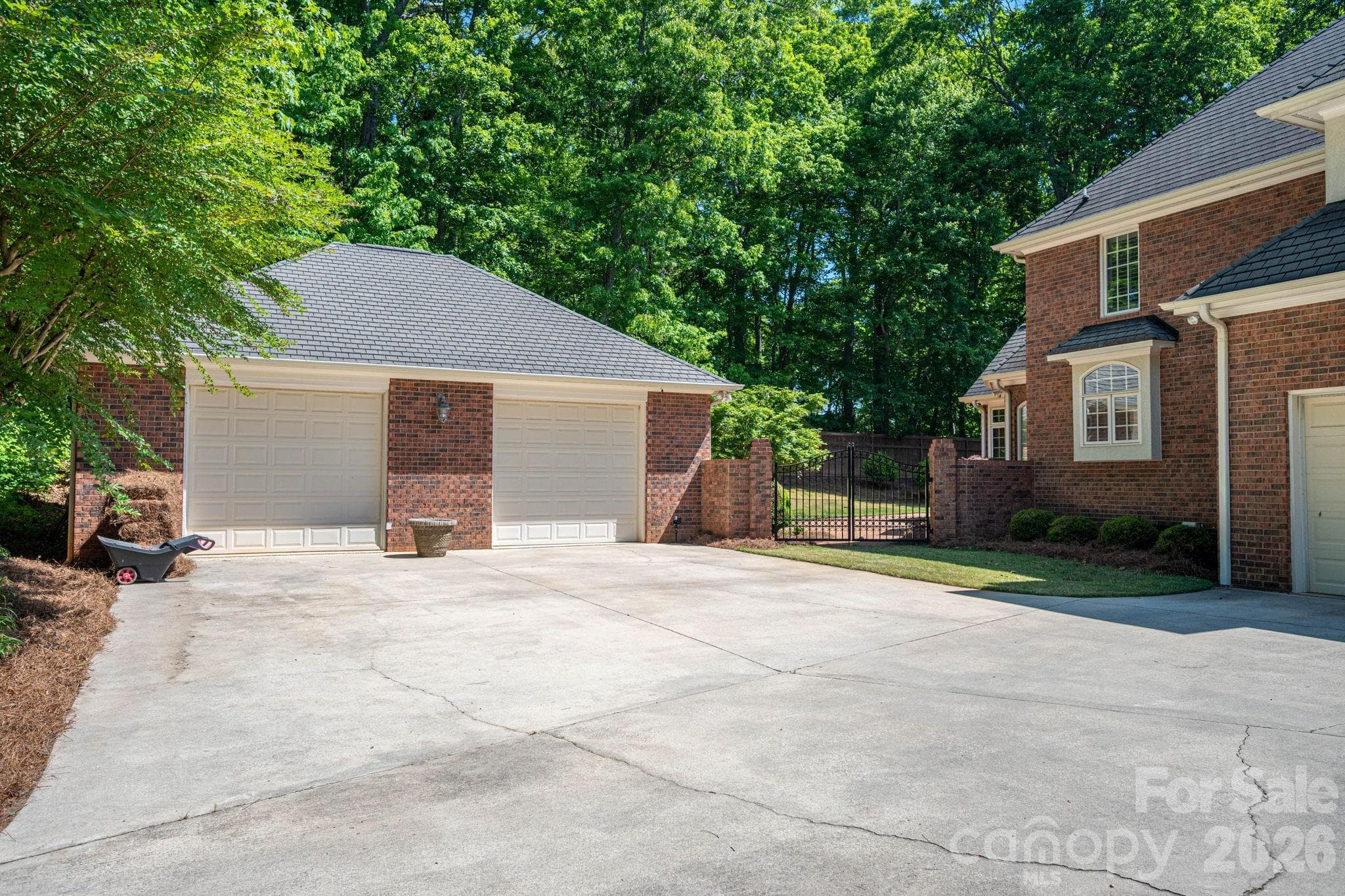 Single Family Residence at Mount Holly, photo 8 of 49