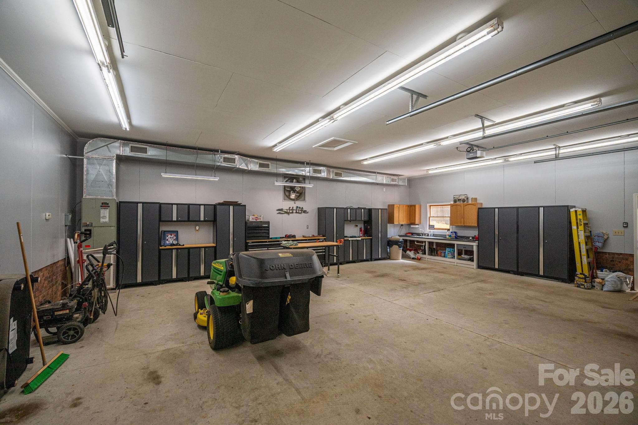 Detached Garage Interior - 110 Elizabeth Court, Mount Holly