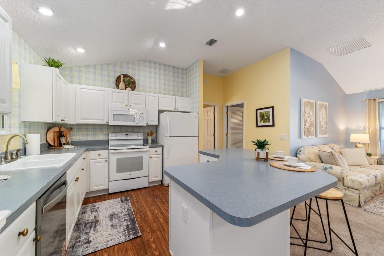 Single Family Residence at 17637 SE 80TH ALTAMAHA CT, THE VILLAGES, photo 12 of 20