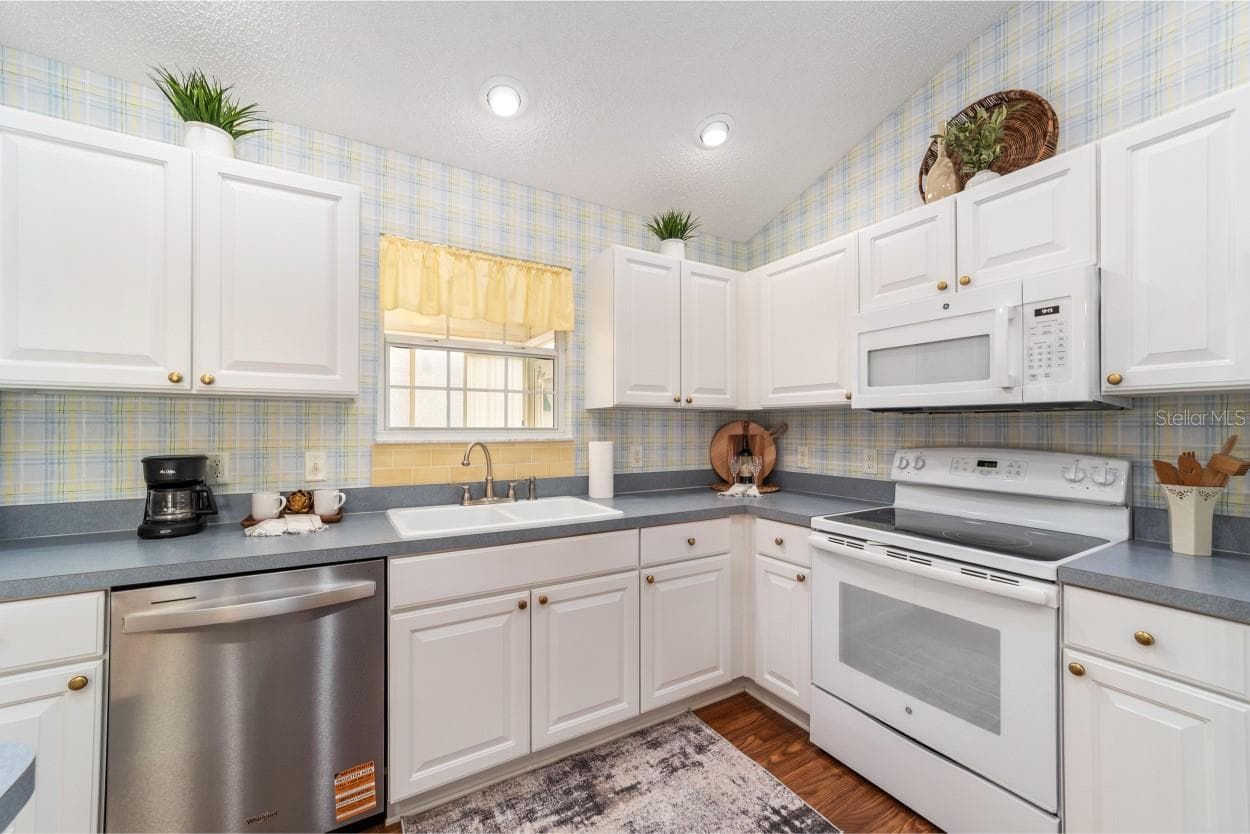 Single Family Residence at 17637 SE 80TH ALTAMAHA CT, THE VILLAGES, photo 13 of 20