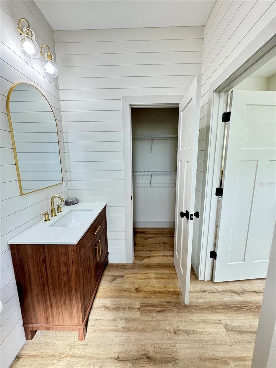 Unit 1 Primary bathroom - 1306 NW 8TH ST #1 & 2, OCALA