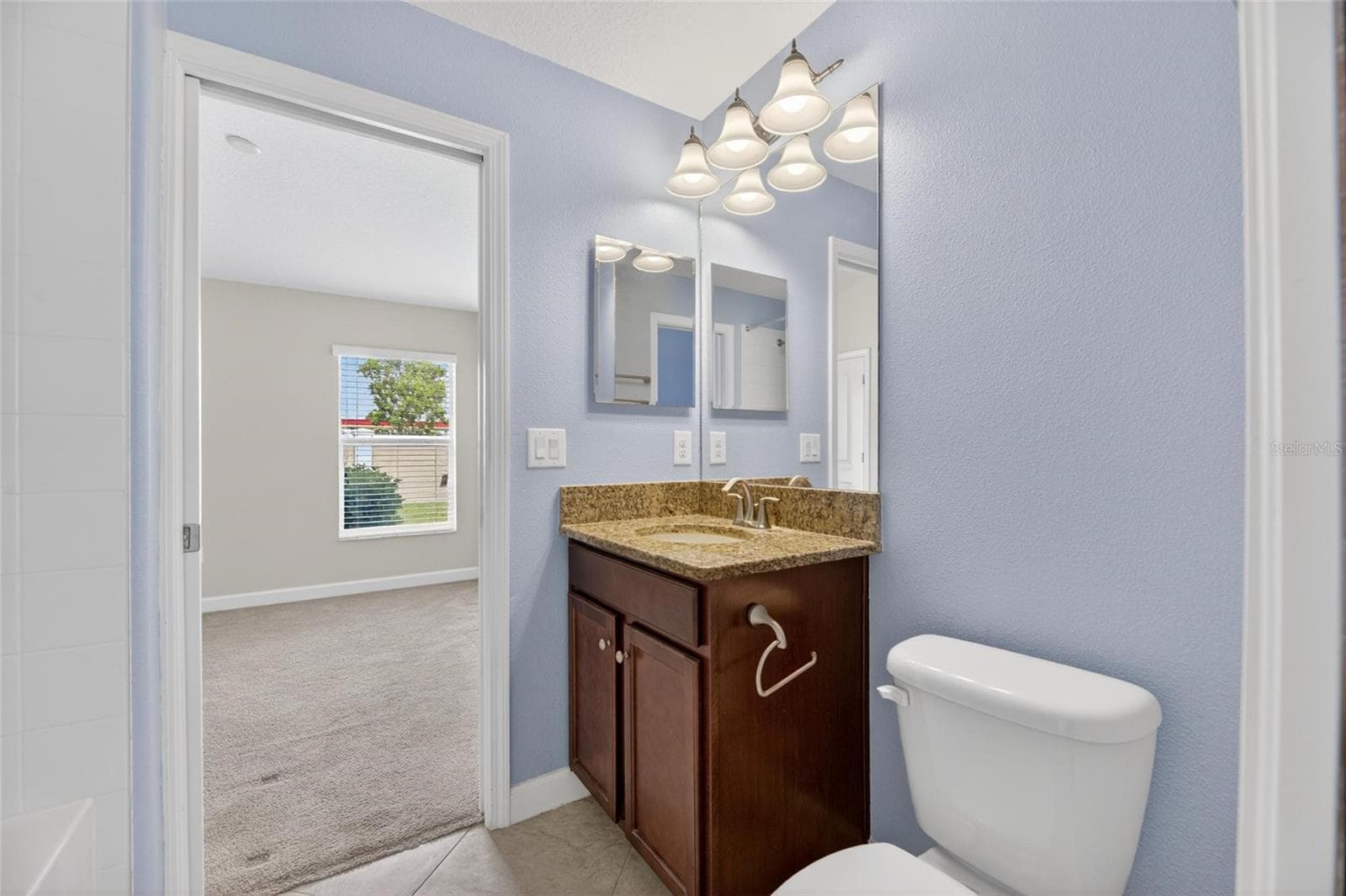 Single Family Residence at 13168 GREEN VIOLET DR, RIVERVIEW, photo 53 of 74