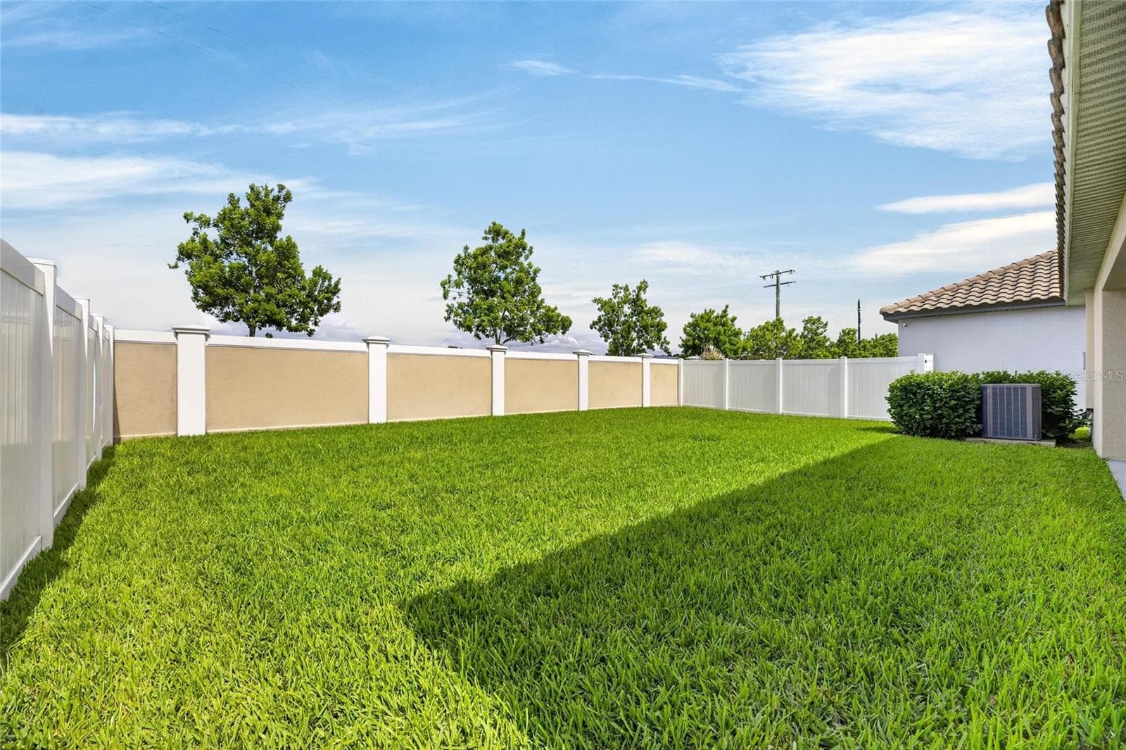 Single Family Residence at 13168 GREEN VIOLET DR, RIVERVIEW, photo 67 of 74