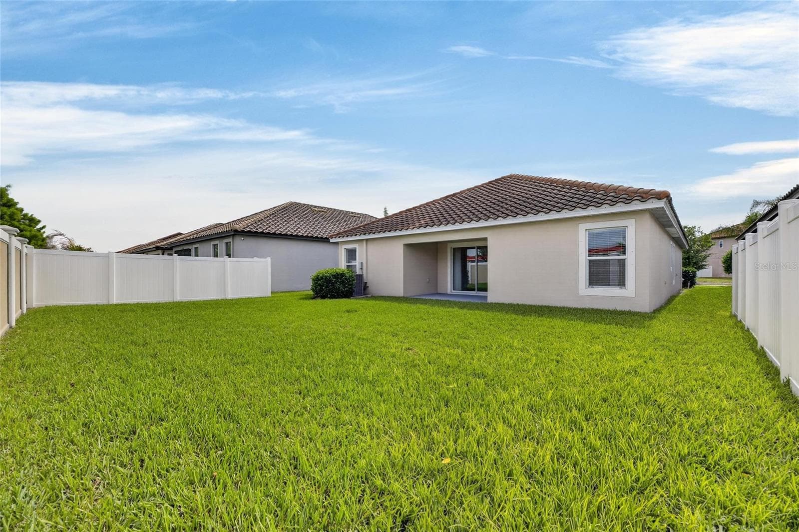Single Family Residence at 13168 GREEN VIOLET DR, RIVERVIEW, photo 68 of 74