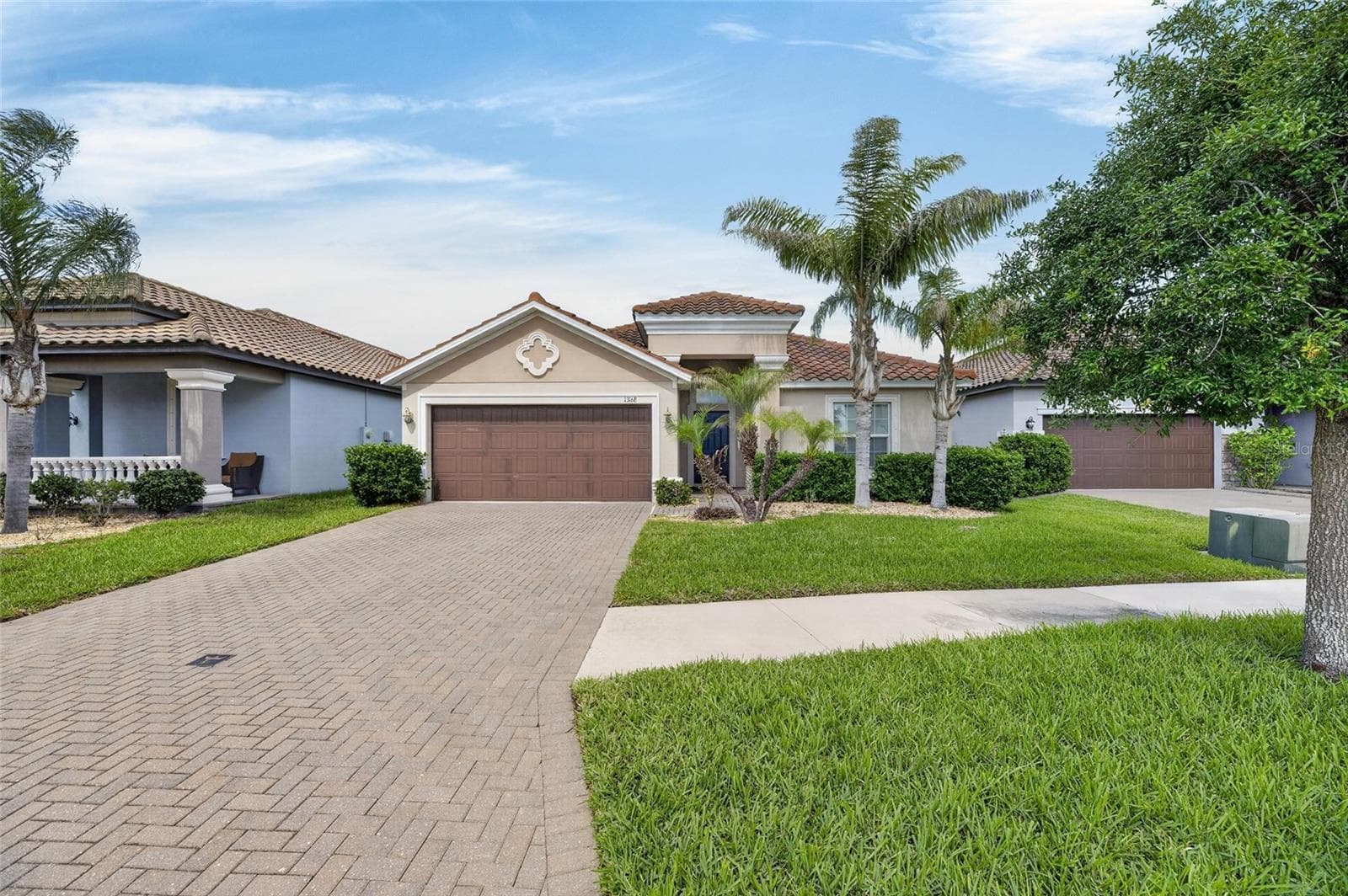 Single Family Residence at 13168 GREEN VIOLET DR, RIVERVIEW, photo 4 of 74