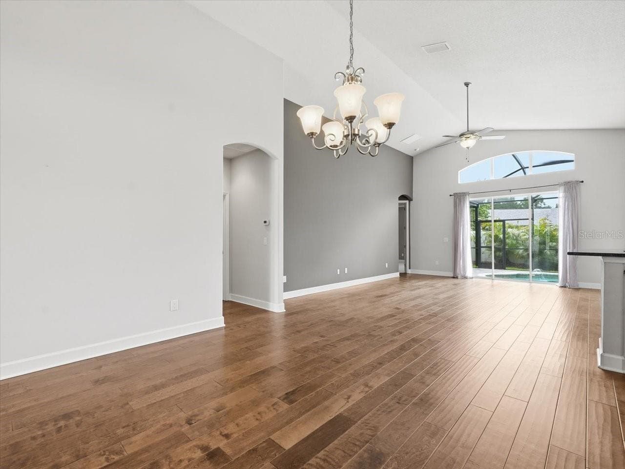 Single Family Residence at 2514 SUMMERDALE CT, CLEARWATER, photo 8 of 65