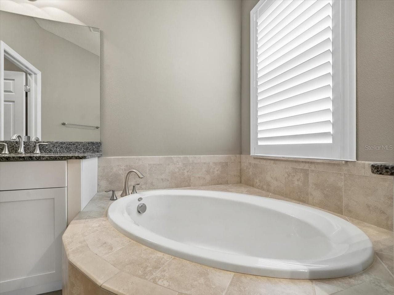Single Family Residence at 2514 SUMMERDALE CT, CLEARWATER, photo 28 of 65