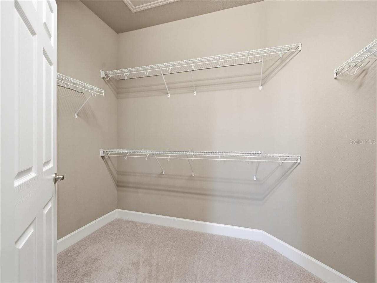 Single Family Residence at 2514 SUMMERDALE CT, CLEARWATER, photo 31 of 65