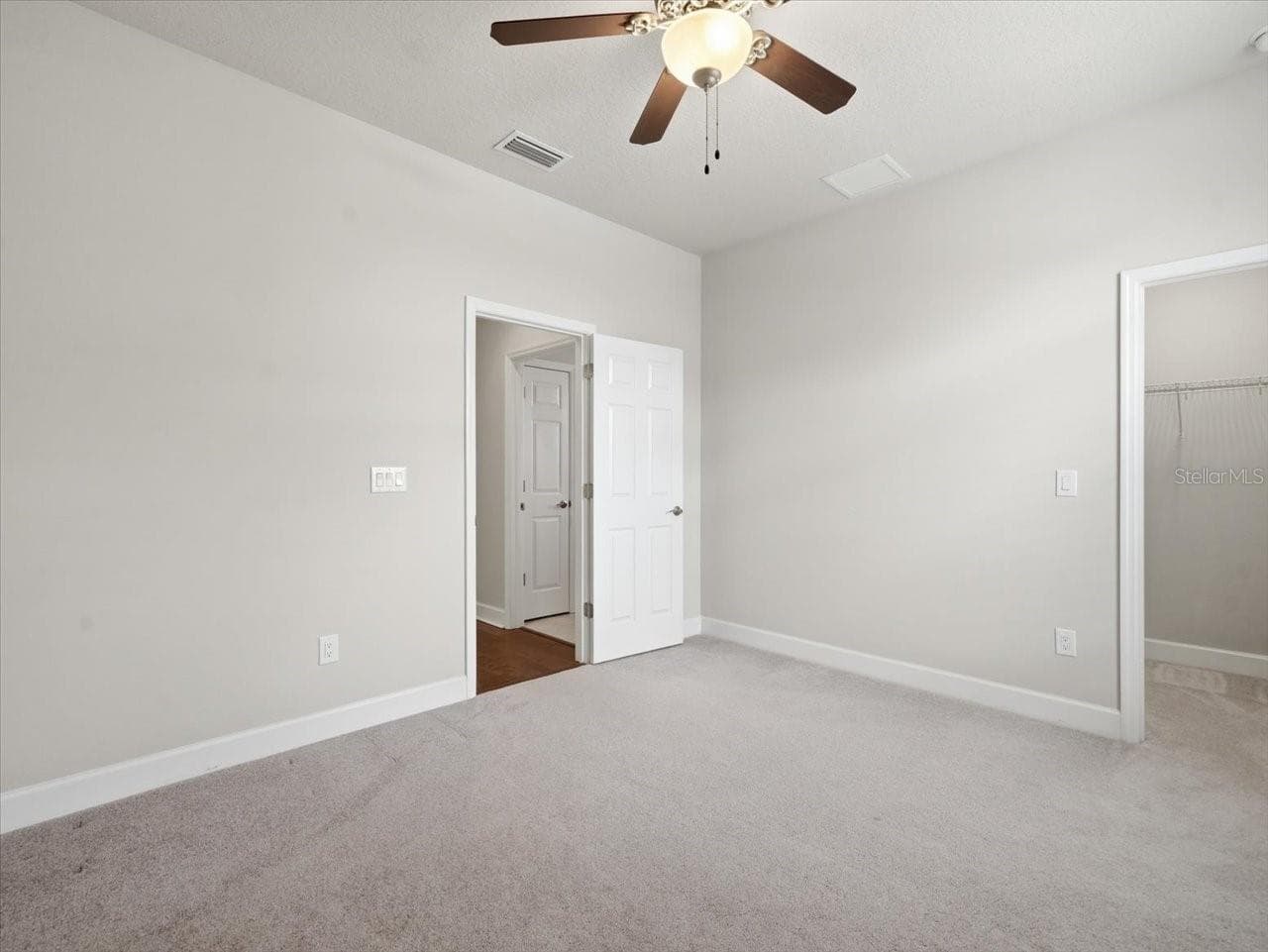 Single Family Residence at 2514 SUMMERDALE CT, CLEARWATER, photo 33 of 65