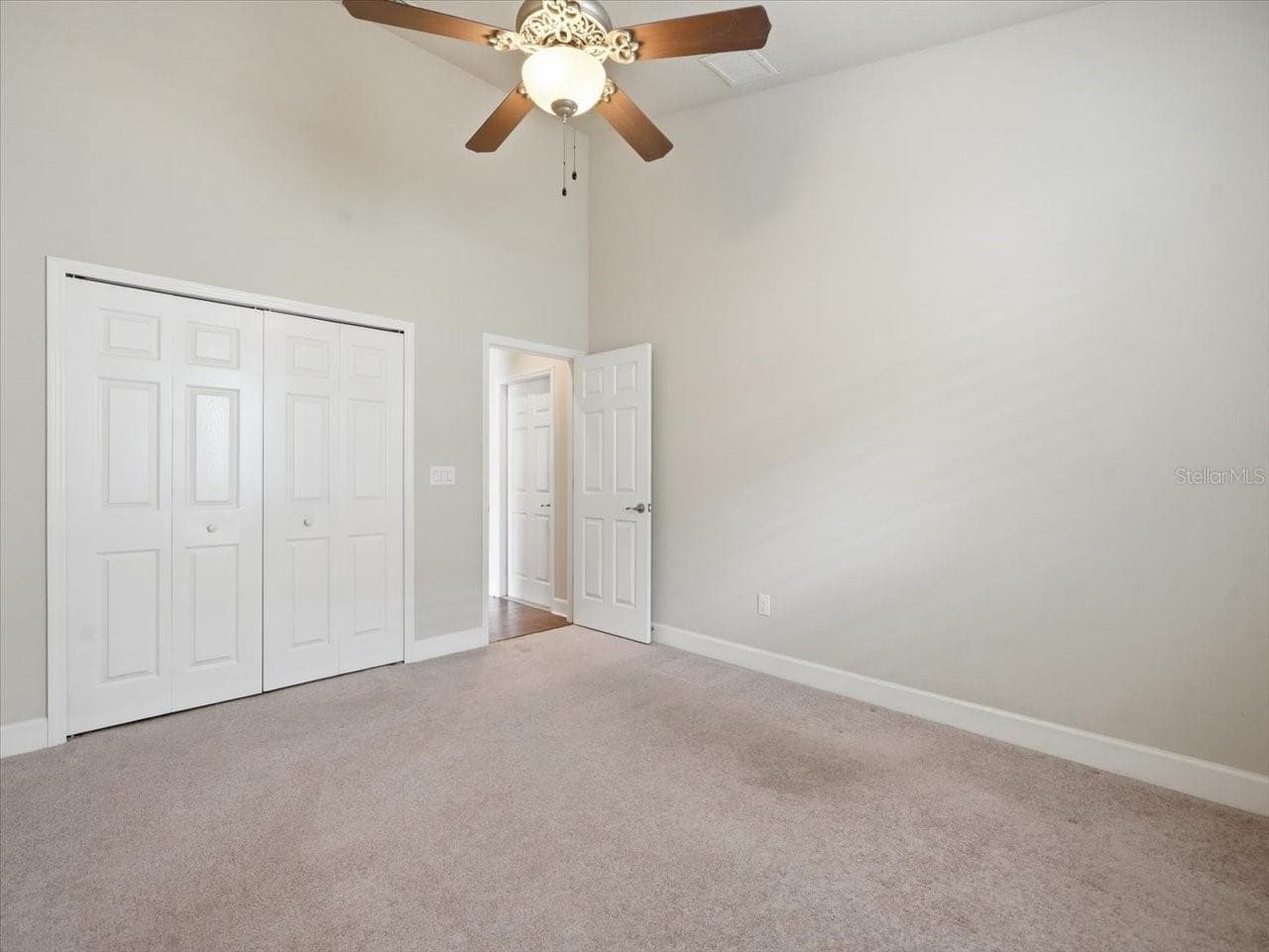 Single Family Residence at 2514 SUMMERDALE CT, CLEARWATER, photo 38 of 65