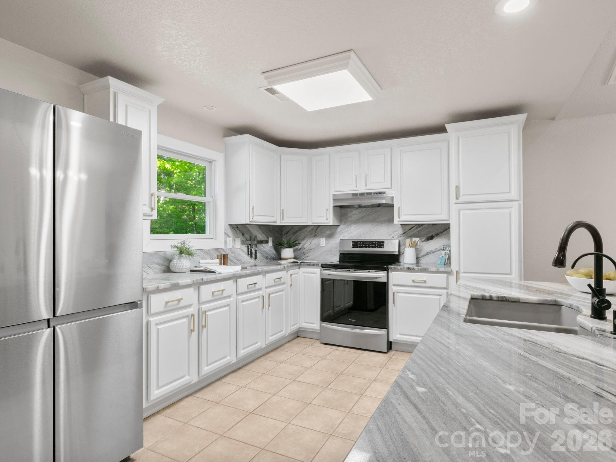 Single Family Residence at Lake Lure, photo 5 of 32