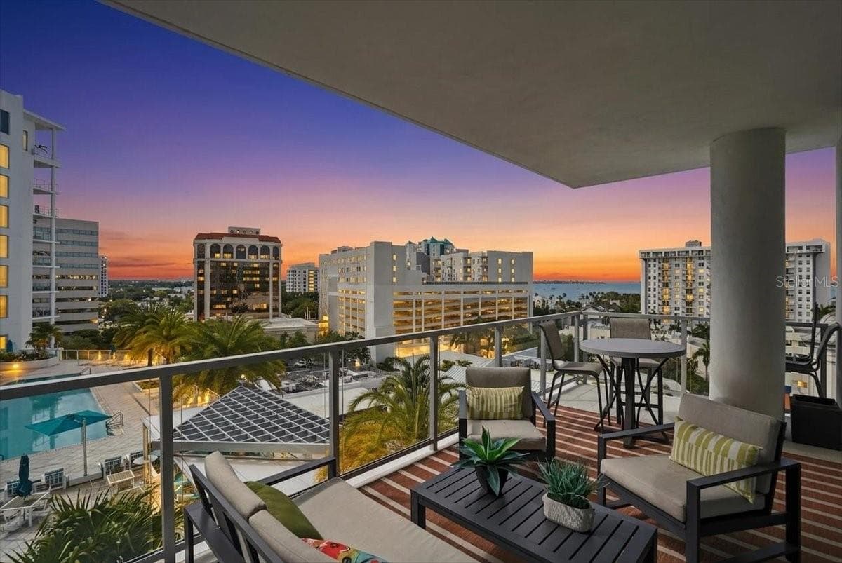 Condominium at 111 S PINEAPPLE AVE #714, SARASOTA, photo 3 of 95