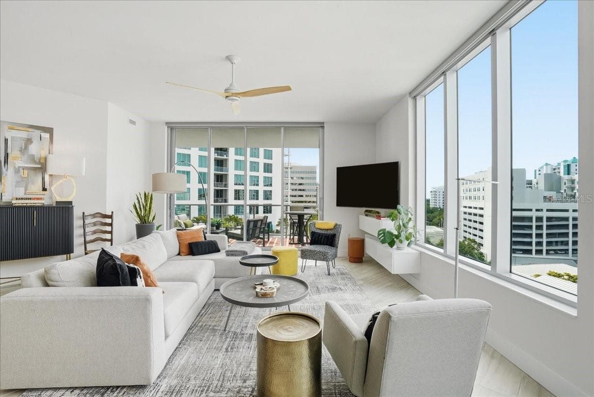 Condominium at 111 S PINEAPPLE AVE #714, SARASOTA, photo 10 of 95