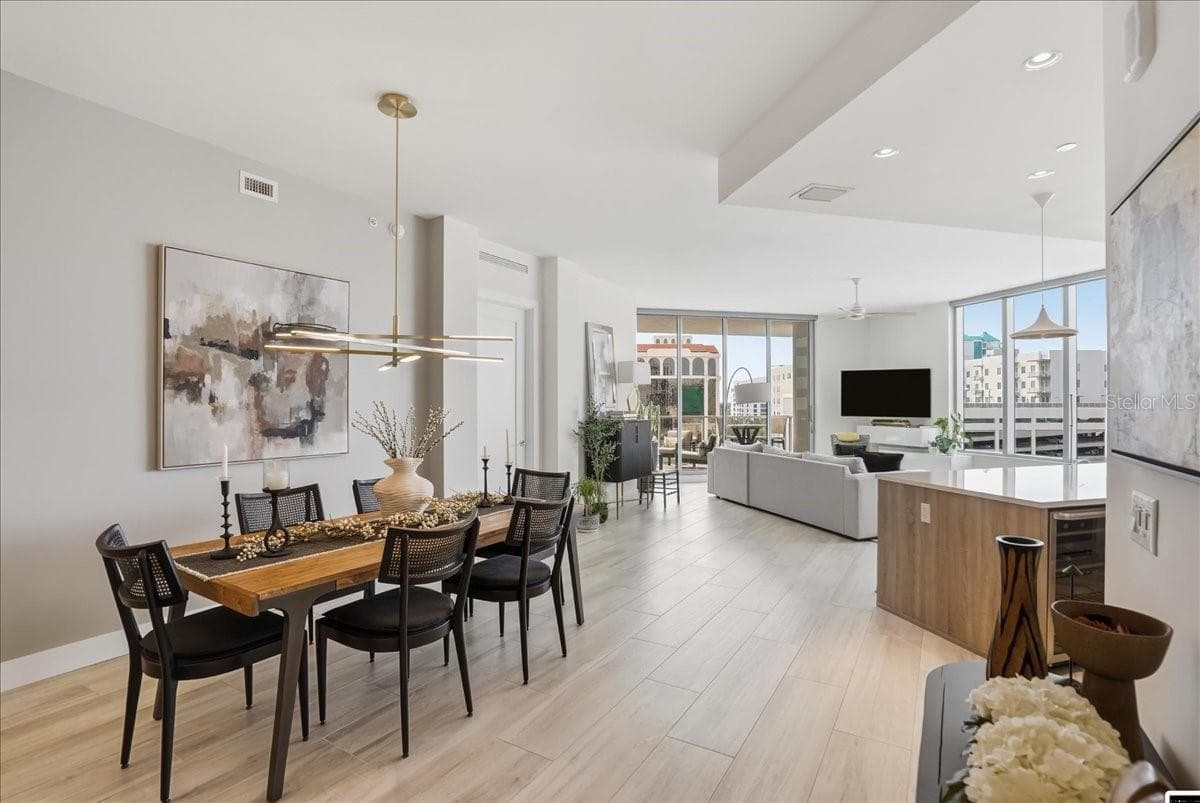 Condominium at 111 S PINEAPPLE AVE #714, SARASOTA, photo 18 of 95