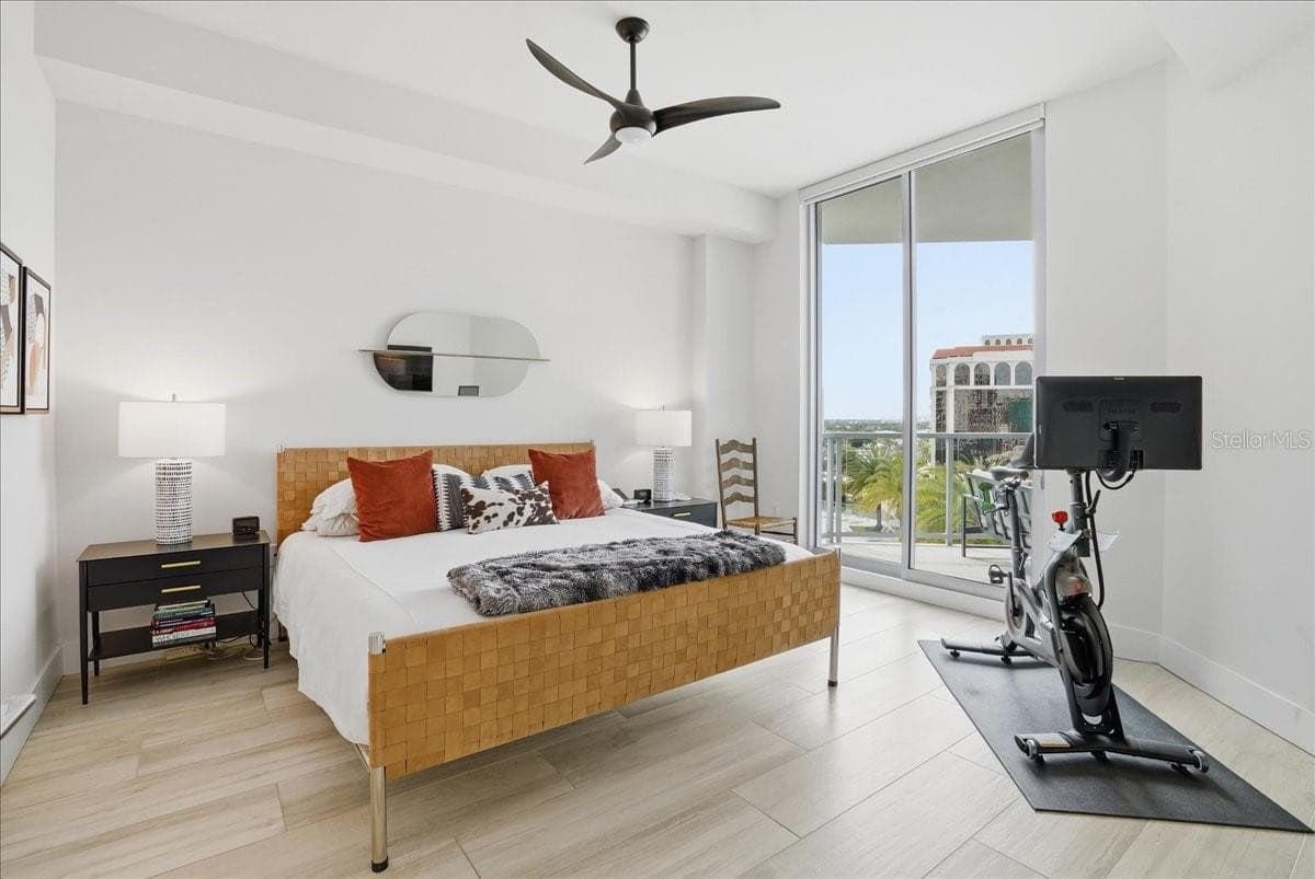 Condominium at 111 S PINEAPPLE AVE #714, SARASOTA, photo 25 of 95