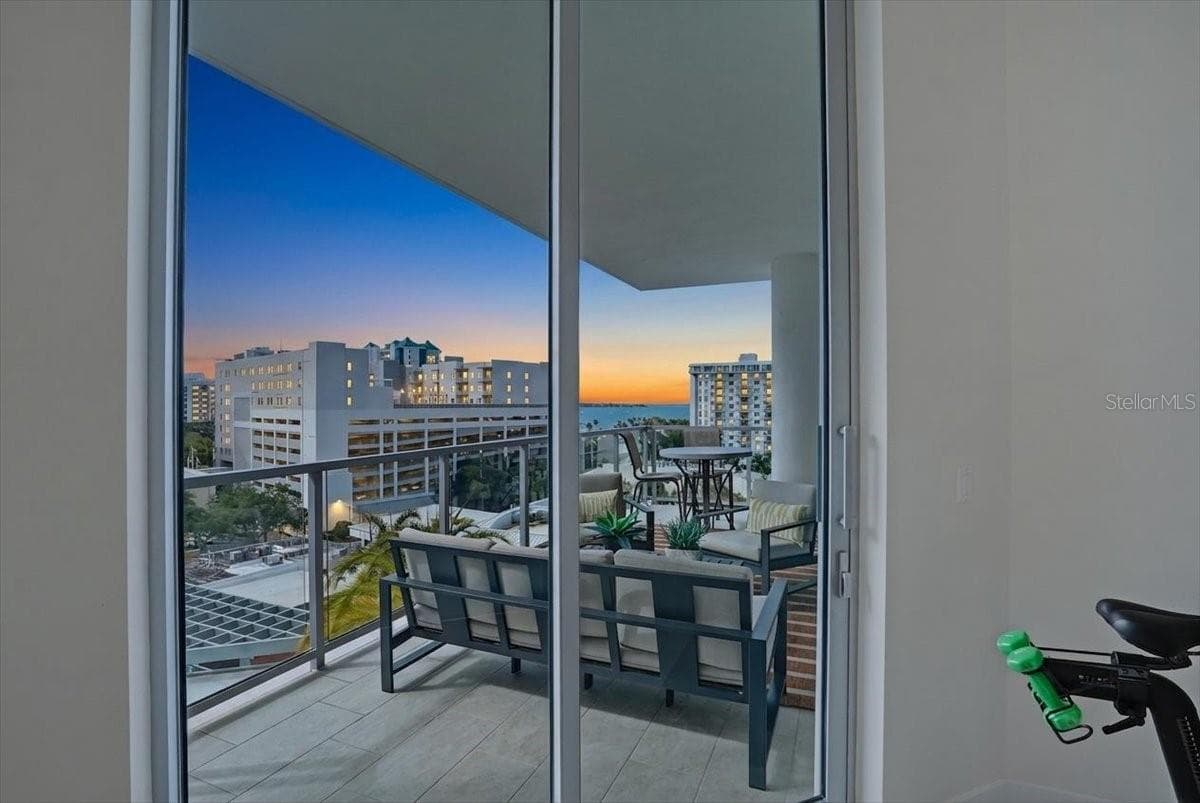 Condominium at 111 S PINEAPPLE AVE #714, SARASOTA, photo 30 of 95