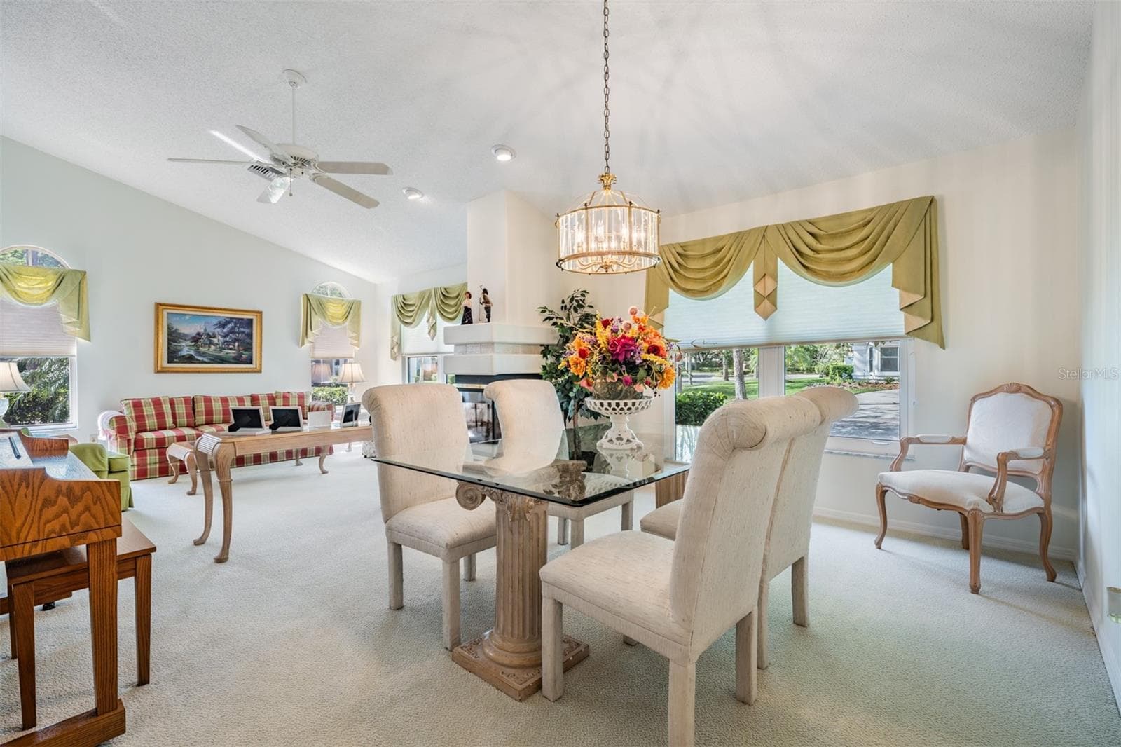 Dining Room/Living Room and Fireplace - 9008 QUAIL CREEK DR, TAMPA