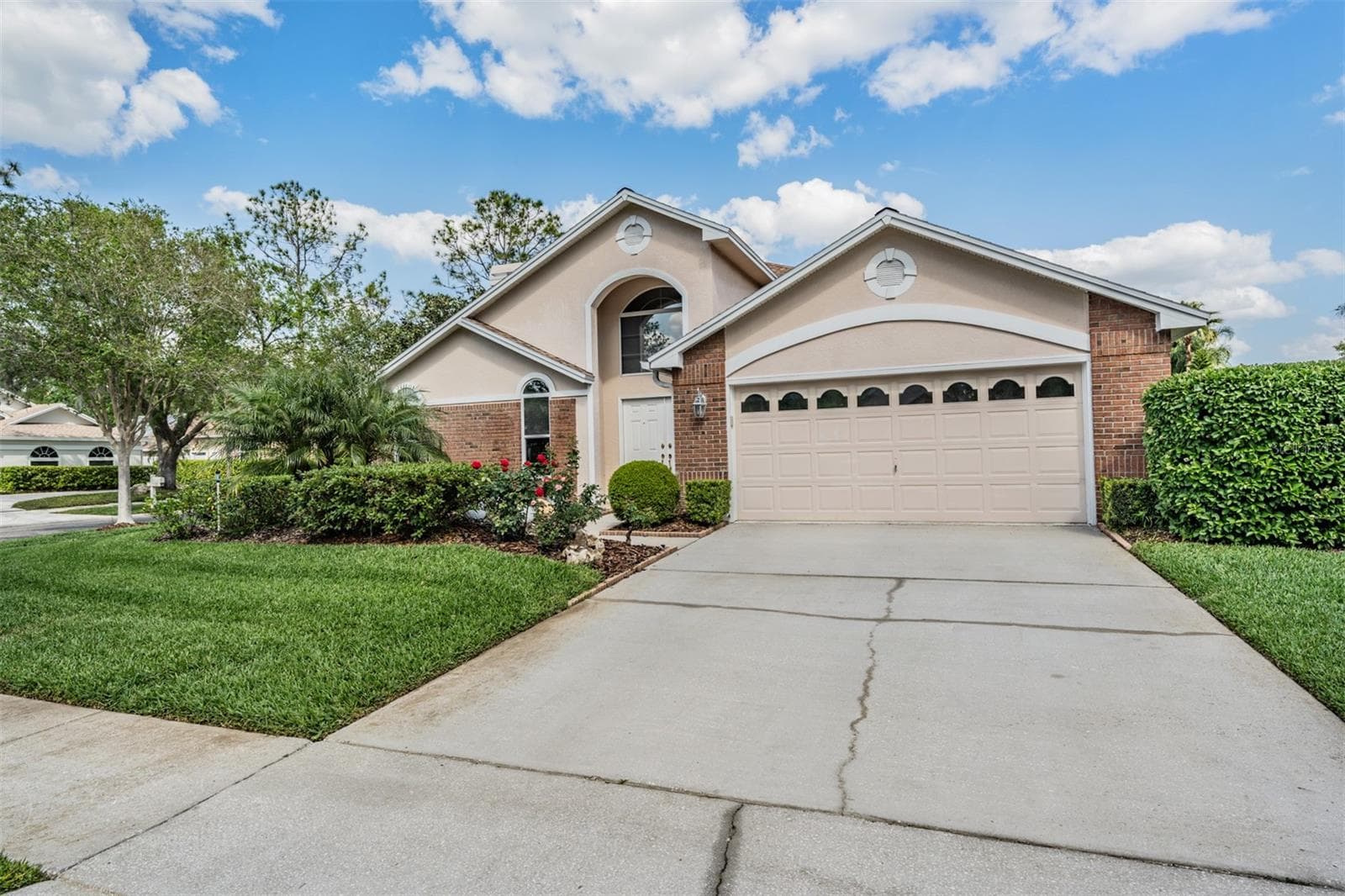Single Family Residence at 9008 QUAIL CREEK DR, TAMPA, photo 38 of 49