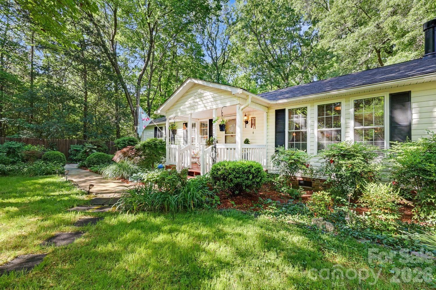 Single Family Residence at Matthews, photo 2 of 46