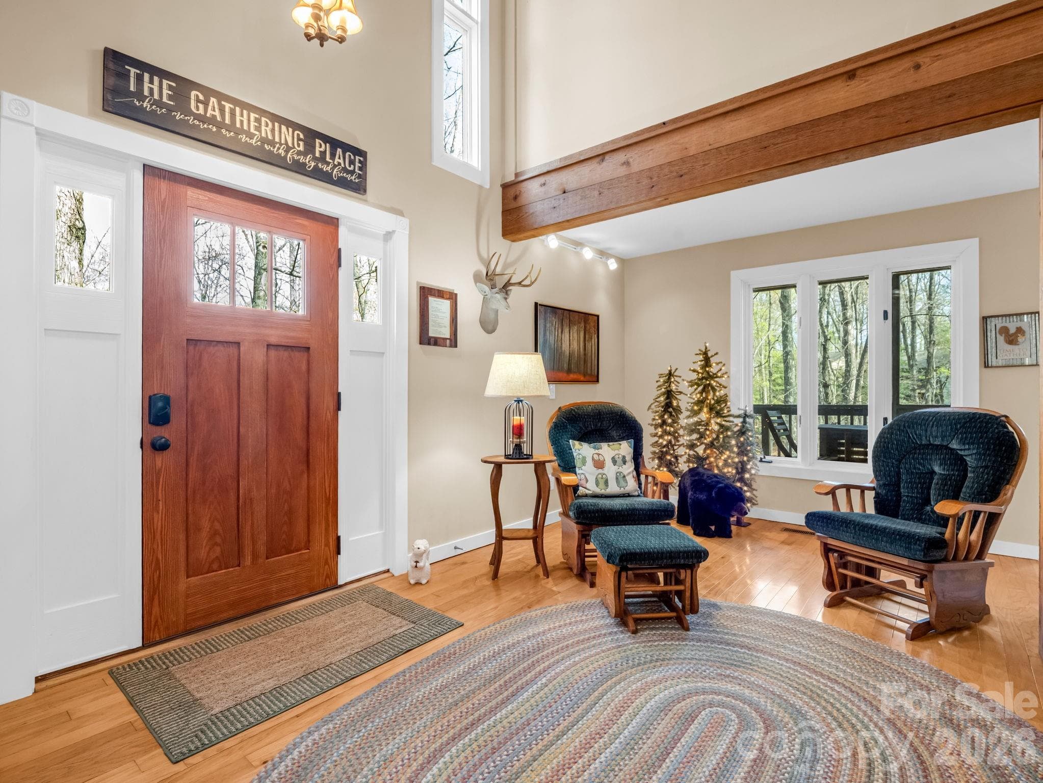 Front Door opens to cozy living room - 78 Wahuhu Court, Brevard