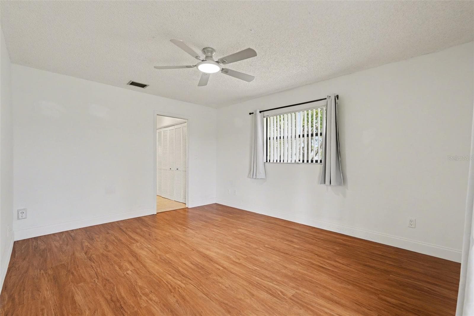 Villa at 10 LESLEY LN, OLDSMAR, photo 17 of 45