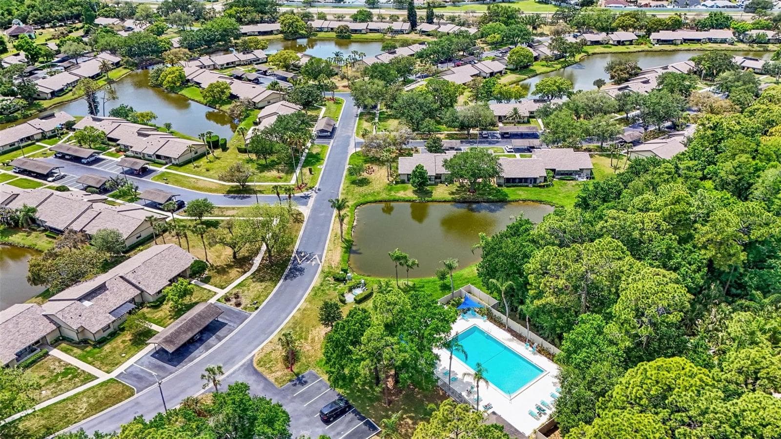 Villa at 10 LESLEY LN, OLDSMAR, photo 37 of 45