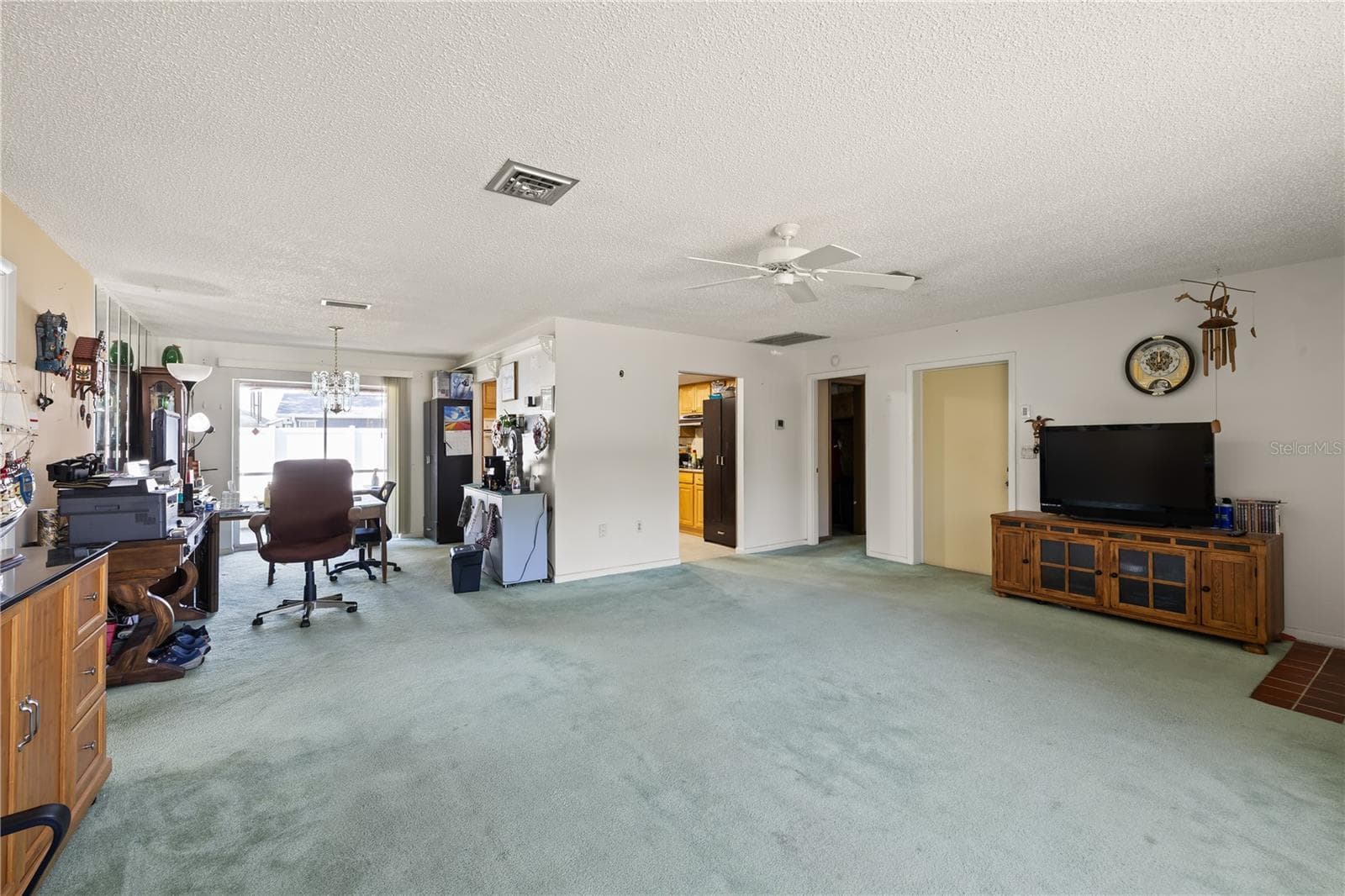 Single Family Residence at 22158 RIVERHEAD AVE, PORT CHARLOTTE, photo 6 of 19